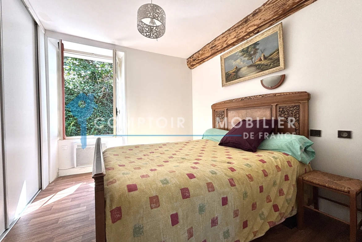 Maison mitoyenne à Paladru de 77 m² avec terrain et potentiel 