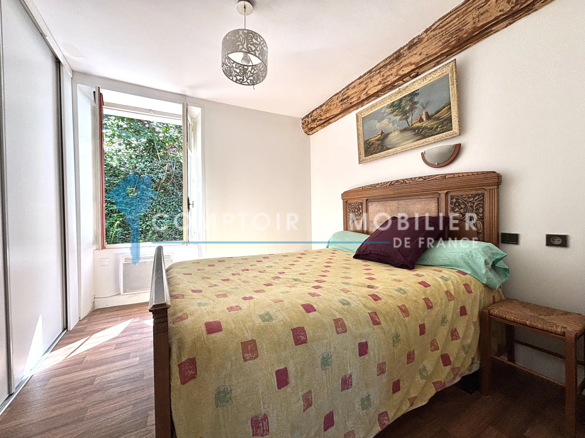 Maison mitoyenne à Paladru de 77 m² avec terrain et potentiel 