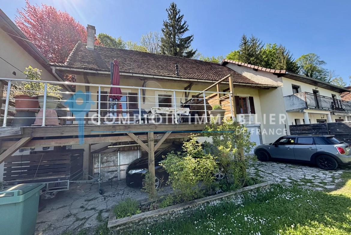 Maison mitoyenne à Paladru de 77 m² avec terrain et potentiel 