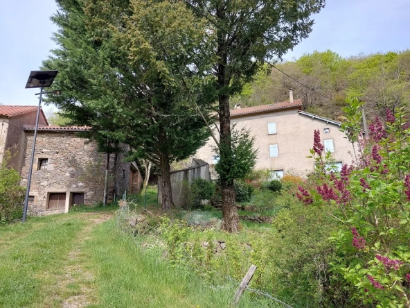 Magnifique corps de ferme rénové avec maison indépendante à Melagues