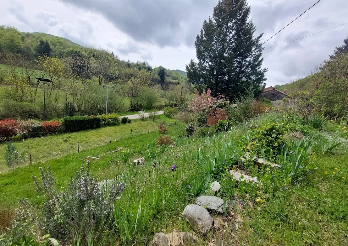 Magnifique corps de ferme rénové avec maison indépendante à Melagues 