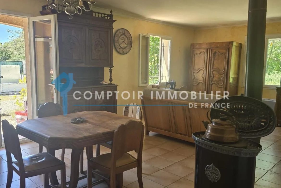 Villa de plain-pied à Anduze avec terrasse, 3 chambres et grand terrain clos 