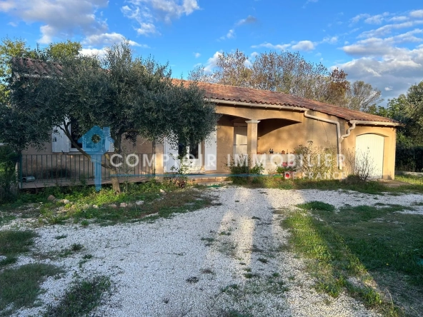 Villa de plain-pied à Anduze avec terrasse, 3 chambres et grand terrain clos