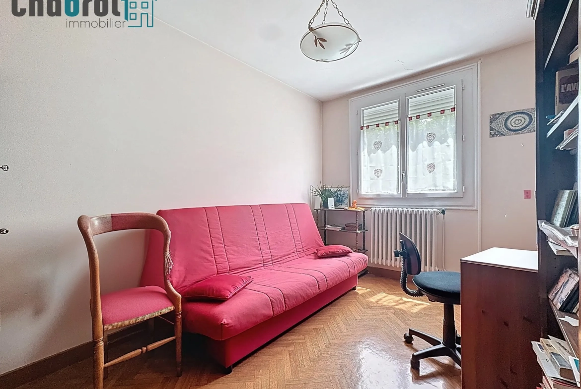 Appartement spacieux de 90 m² avec terrasse à Montauban, vue sur la coulée verte 