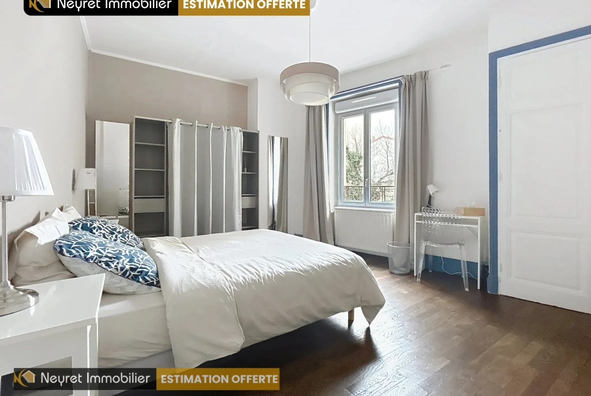 Charmante maison de ville à Saint-Fons avec terrasse et 2 chambres 