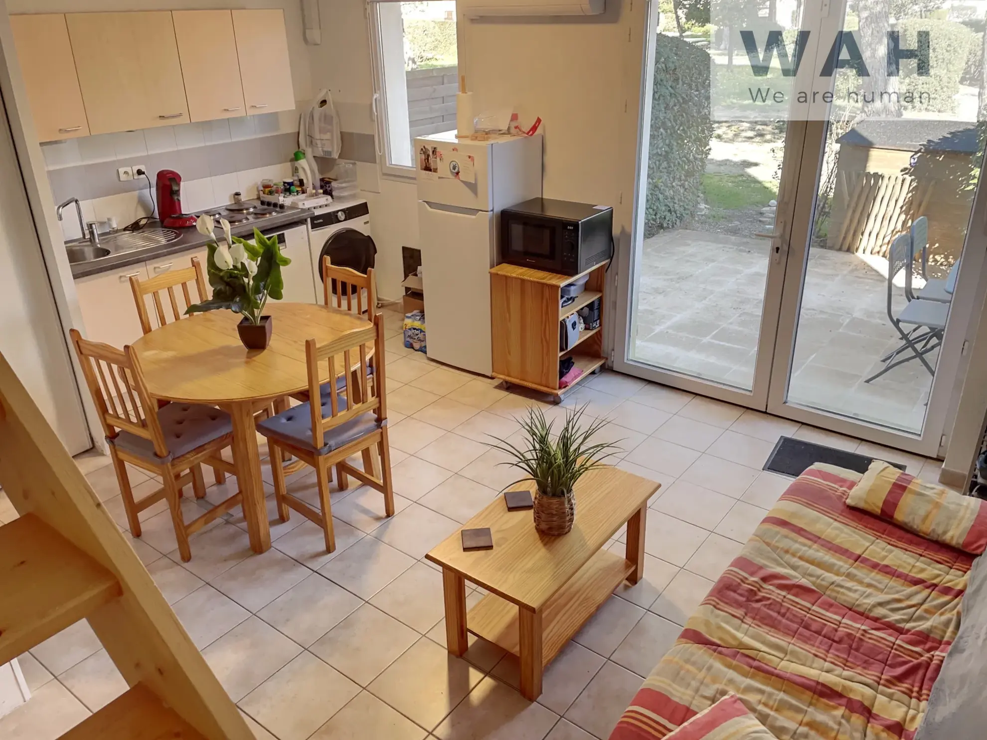 Maison de 41 m² avec terrasse, piscine et parking à Calvisson - Opportunité d'investissement 