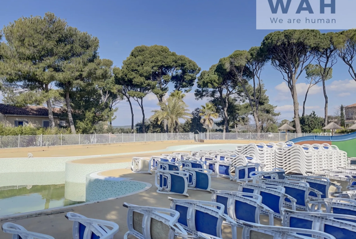 Maison de 41 m² avec terrasse, piscine et parking à Calvisson - Opportunité d'investissement 