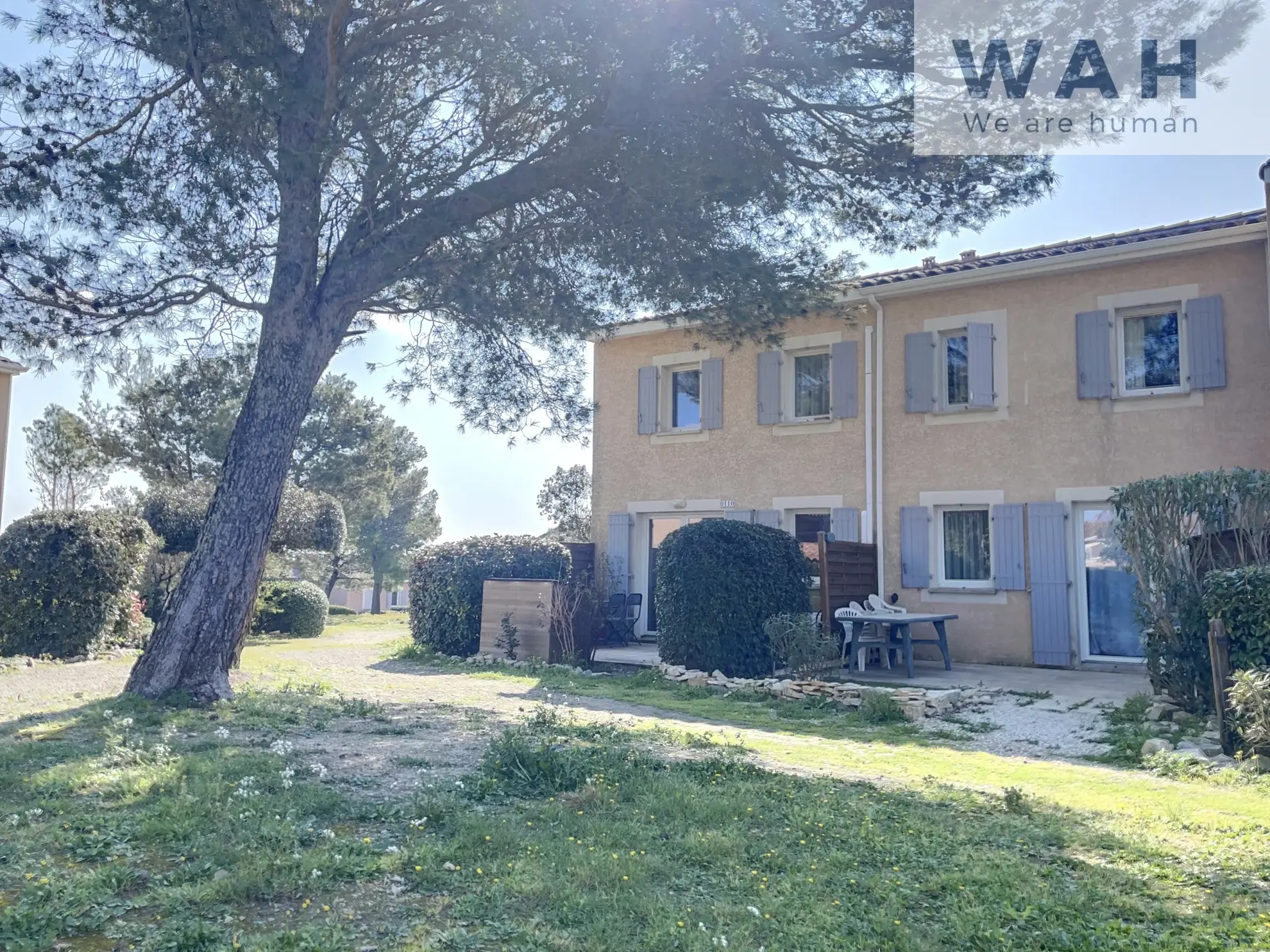 Maison de 41 m² avec terrasse, piscine et parking à Calvisson - Opportunité d'investissement 