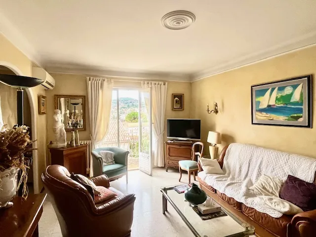 Maison de 104 m² avec garage et jardin à Apt, région Provence-Luberon 