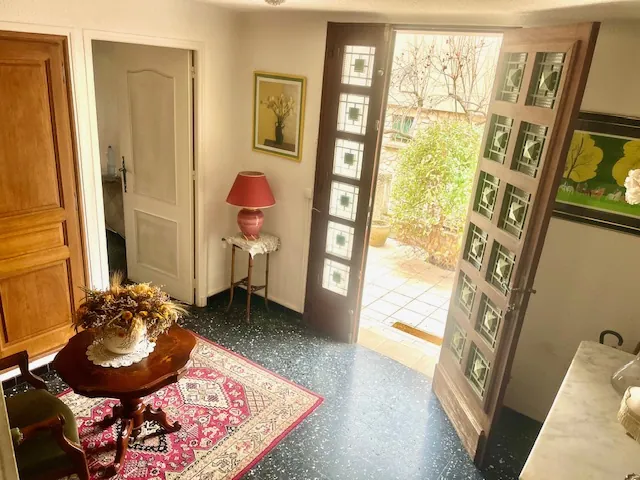 Maison de 104 m² avec garage et jardin à Apt, région Provence-Luberon 