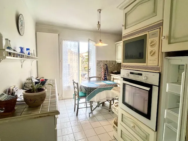 Maison de 104 m² avec garage et jardin à Apt, région Provence-Luberon 