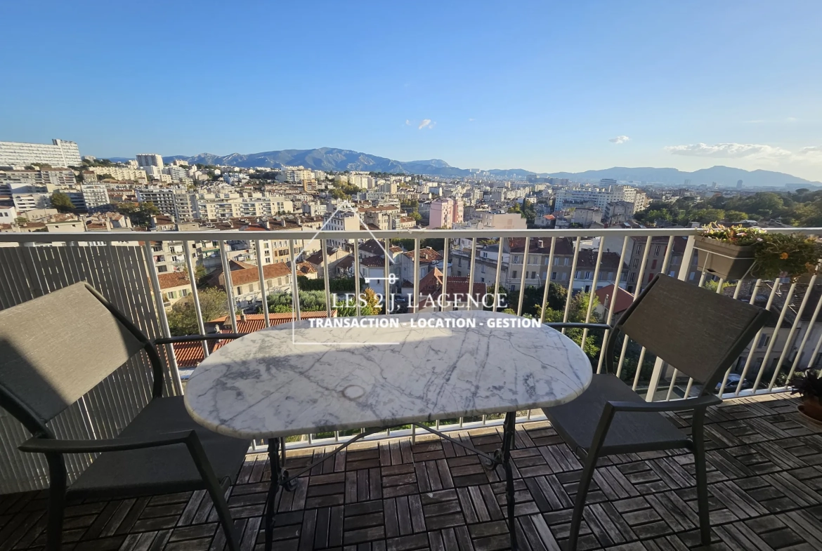 Appartement 4 pièces avec balcon à Marseille - Vue dégagée et proximité du palais Longchamp 