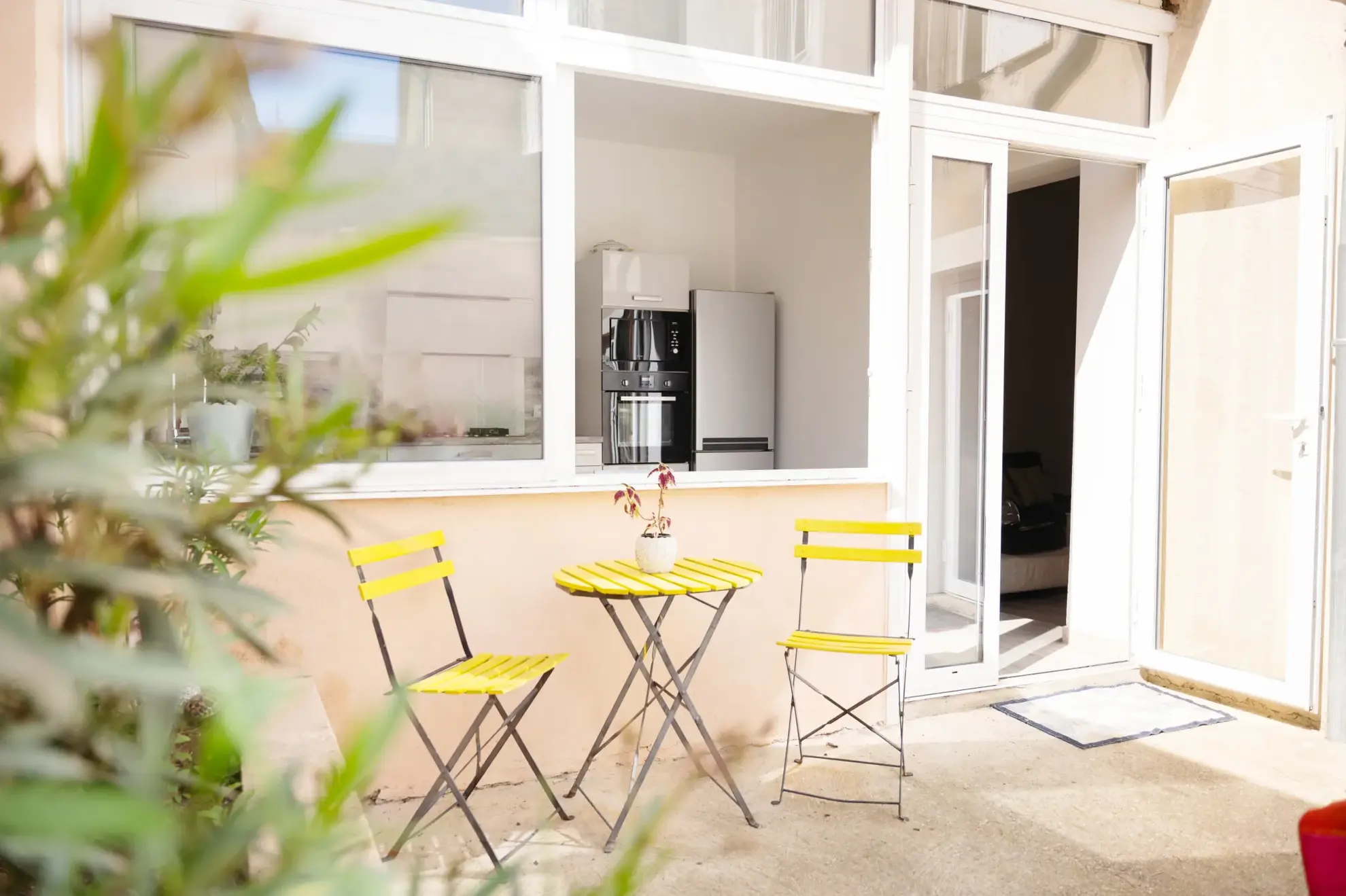 Charmante maison de ville avec 4 chambres, garage et grenier aménageable à Bourg Saint Andéol 