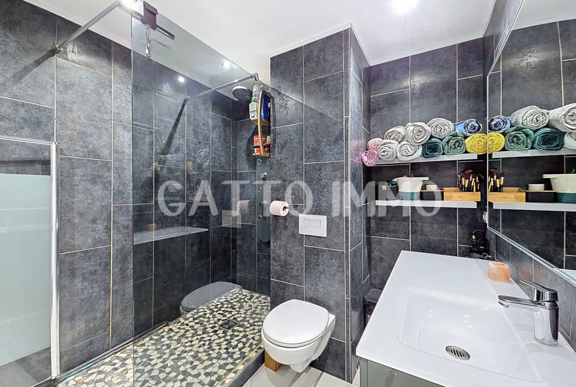Maison 100m² avec terrasse, jardin, garage à Metz Vallières - DPE B 