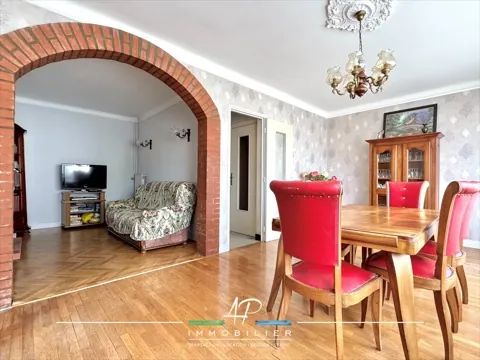 Maison jumelée 4 chambres à Ruffey-les-Echirey proche Dijon 
