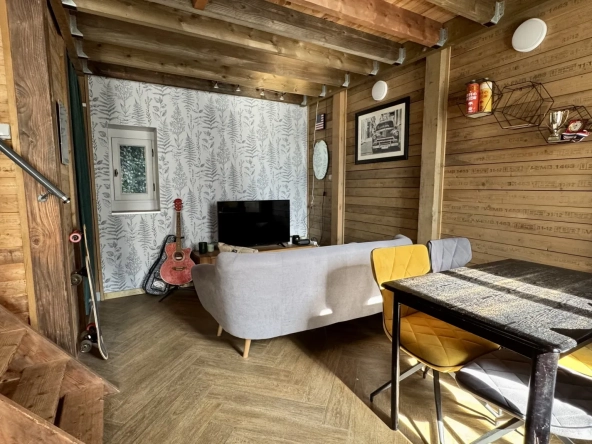 Maison à vendre à Roubaix, secteur recherché, proche transports et commerces