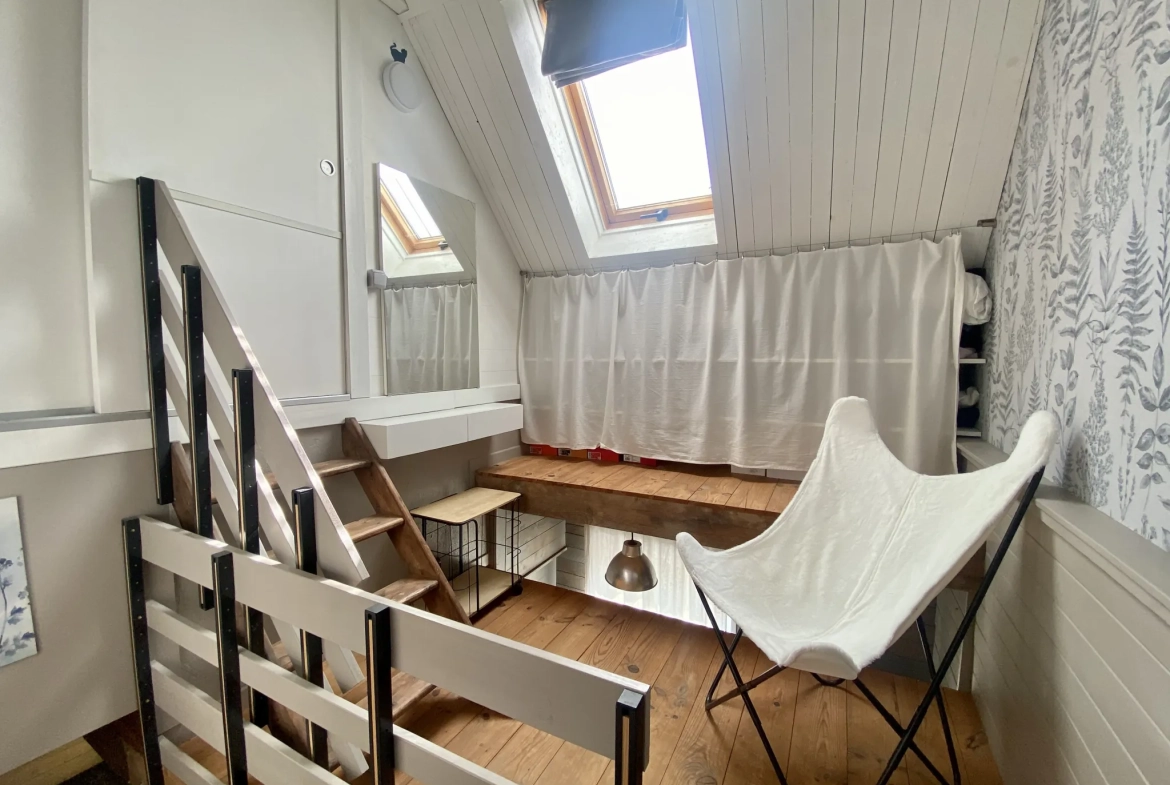 Maison à vendre à Roubaix, secteur recherché, proche transports et commerces 