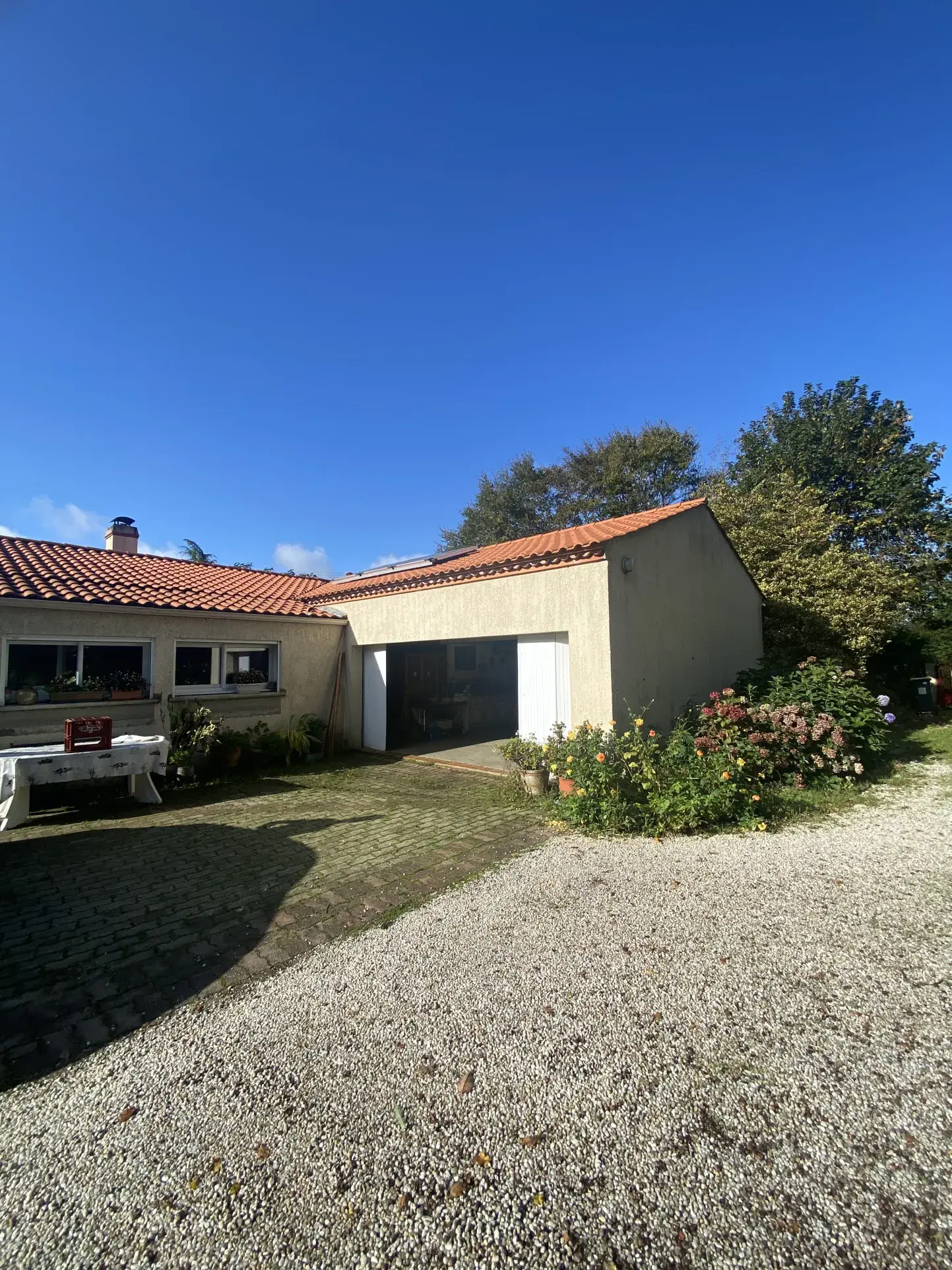 Maison 3 chambres avec garage à Challans - Proximité commerces et grande surface 