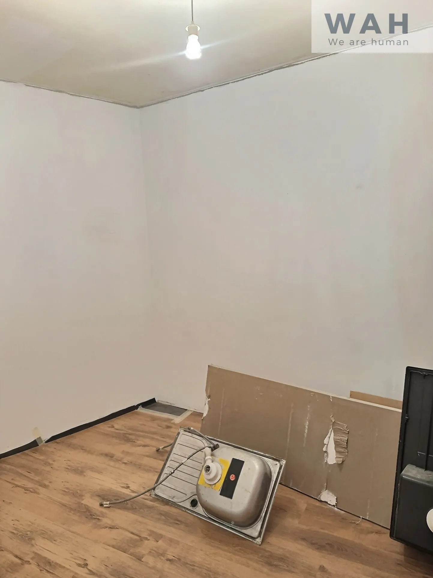 Appartement T3 à rénover de 73 m² à Saint-Gilles — Centre historique 