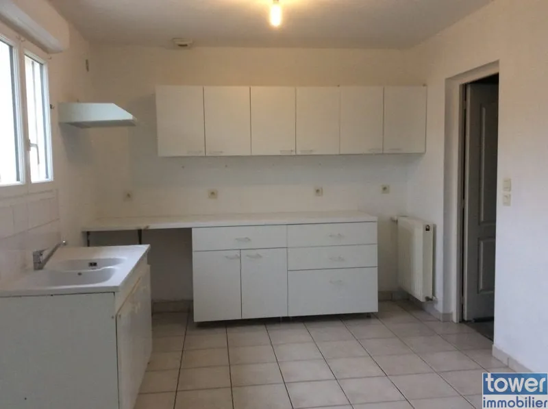 À vendre : Maison récente de 82,49 m² avec 3 chambres à Saint-André-de-Cubzac 