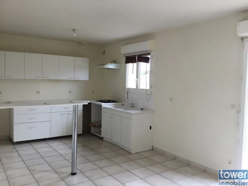 À vendre : Maison récente de 82,49 m² avec 3 chambres à Saint-André-de-Cubzac 