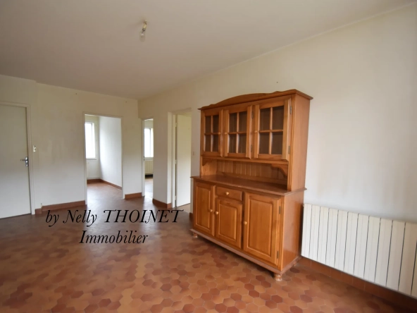 Appartement T3 à Besse et Saint-Anastaise avec balcon, cave, dans charmante ville médiévale en Auvergne