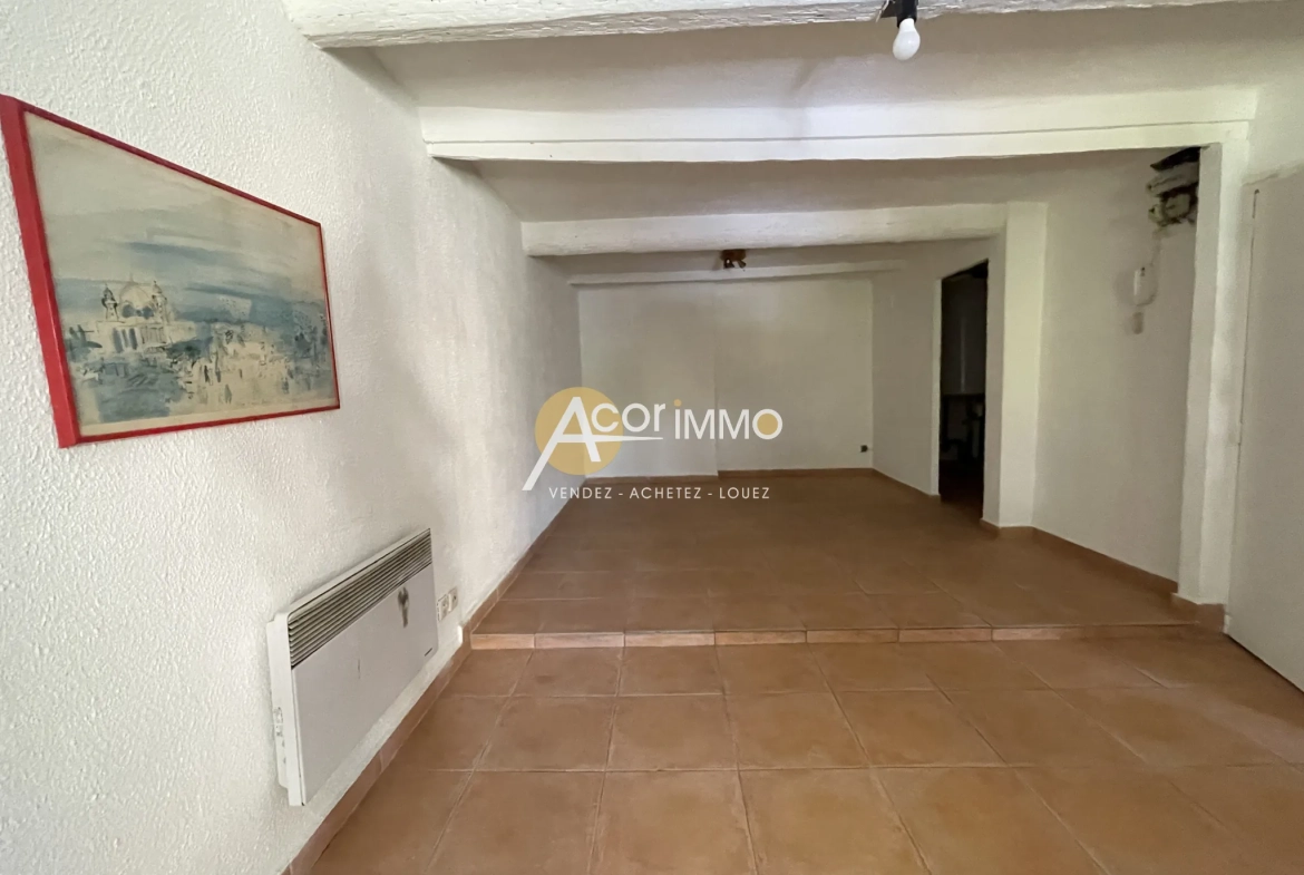 Appartement T2 à La Seyne-sur-Mer - Vue dégagée, proche port et commerces 