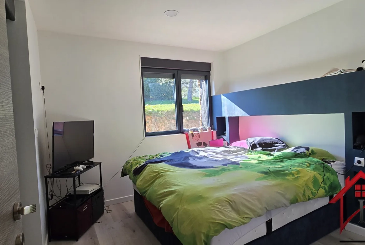 Maison moderne de 122 m² avec terrasse à Rioz, hautes spécificités et proximité des grandes villes 