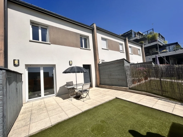 Maison familiale récente avec 3 chambres à Clermont-Ferrand - secteur calme