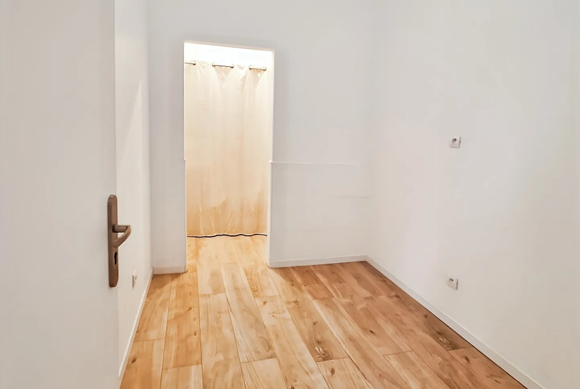 Immeuble de rapport à vendre au centre de Carmaux avec 3 appartements rénovés 