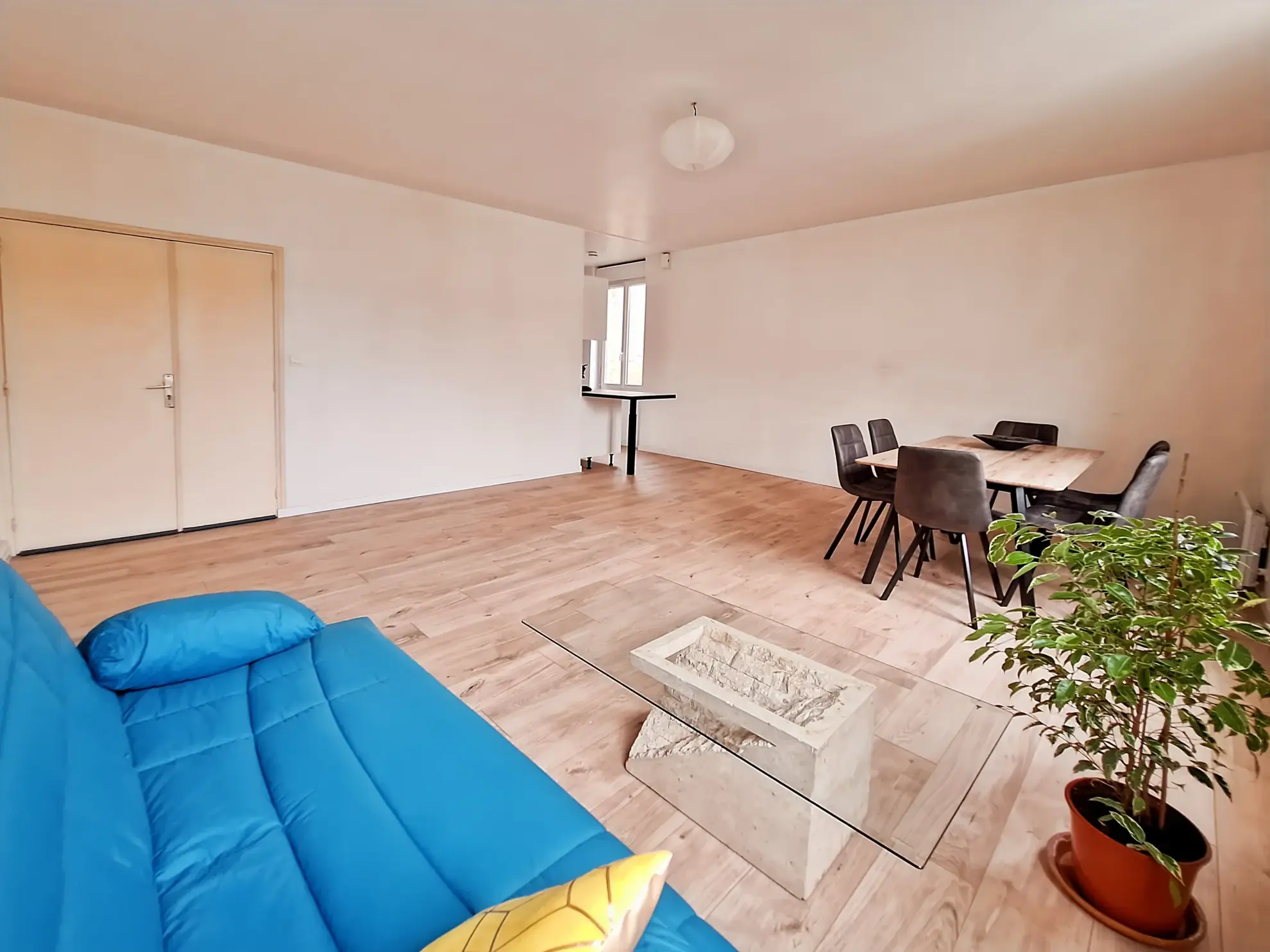 Immeuble de rapport à vendre au centre de Carmaux avec 3 appartements rénovés 
