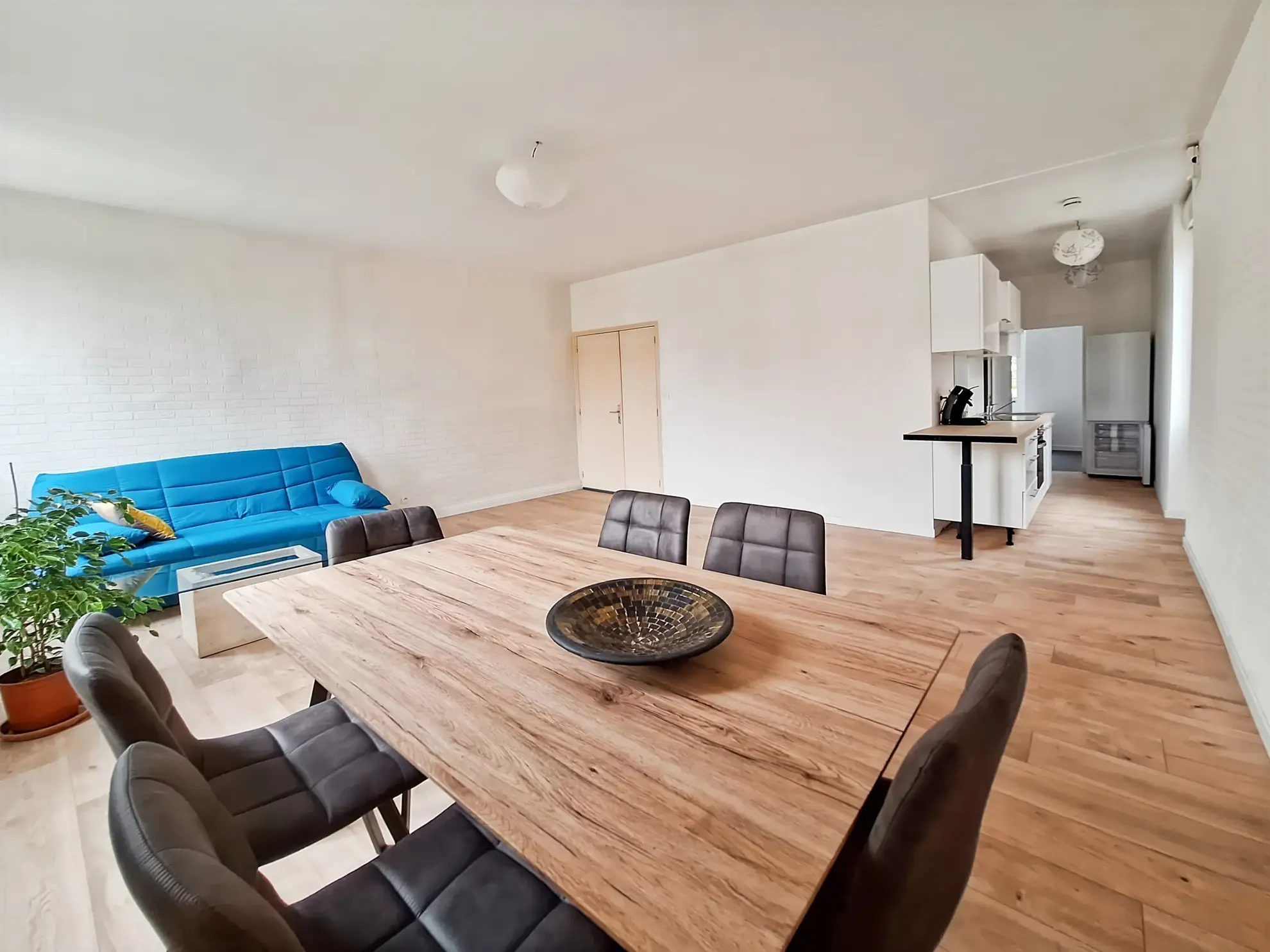 Immeuble de rapport à vendre au centre de Carmaux avec 3 appartements rénovés 