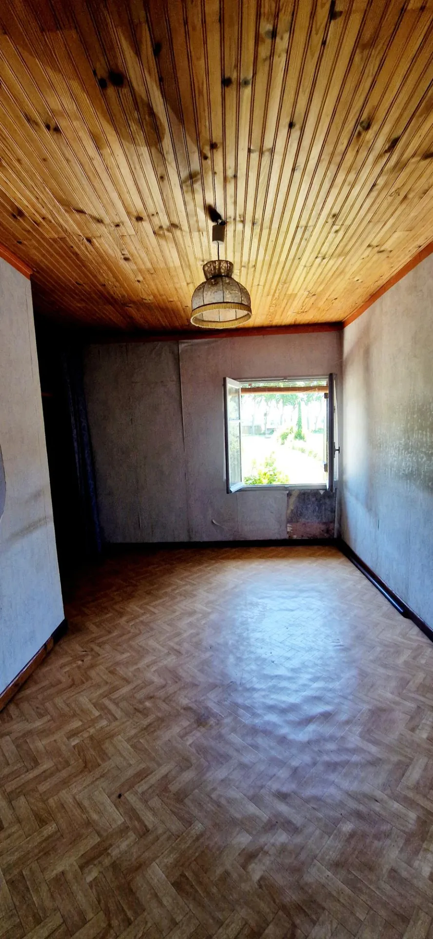 Maison de caractère à Lamotte du Rhone avec terrain de 643 m² 