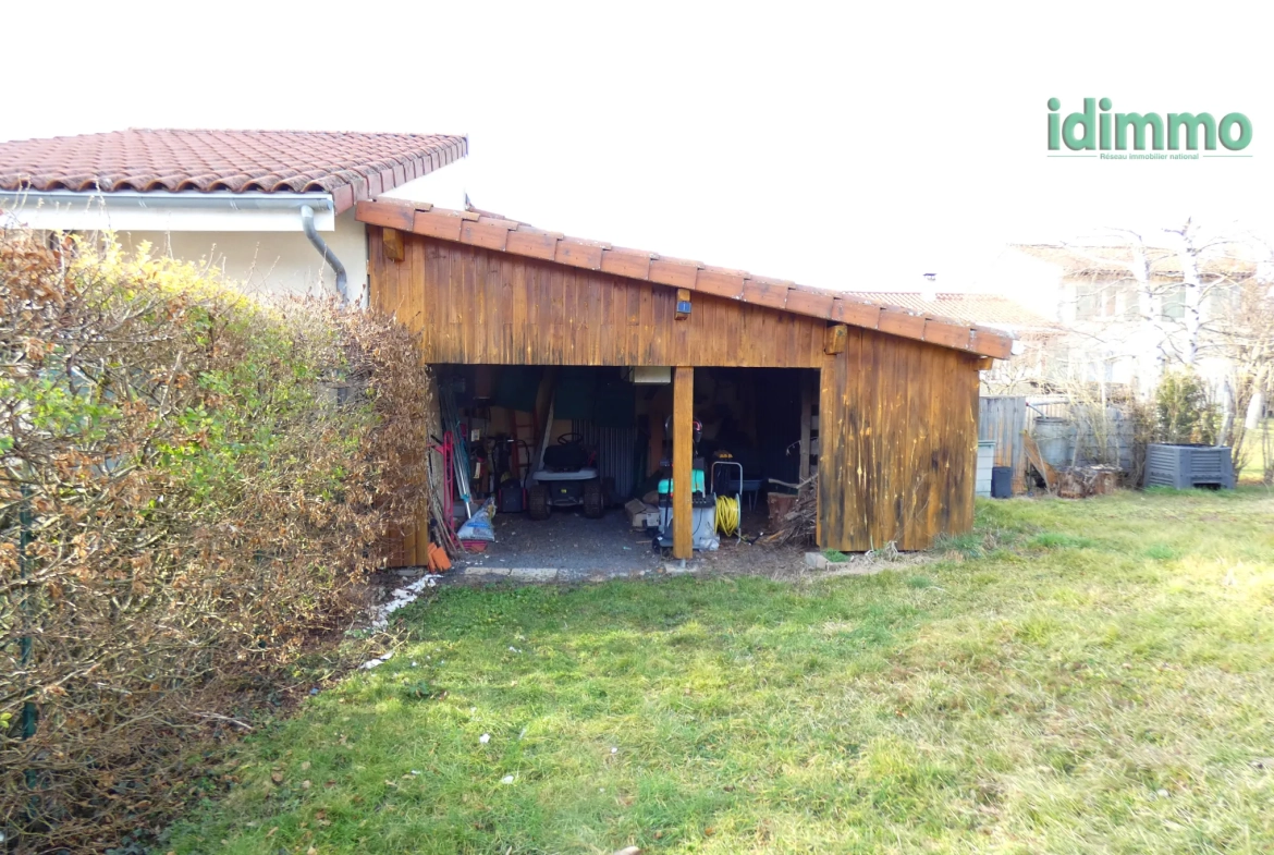 Maison familiale à Vezac proche d'Arpajon sur Cère avec panneaux solaires et grand jardin 