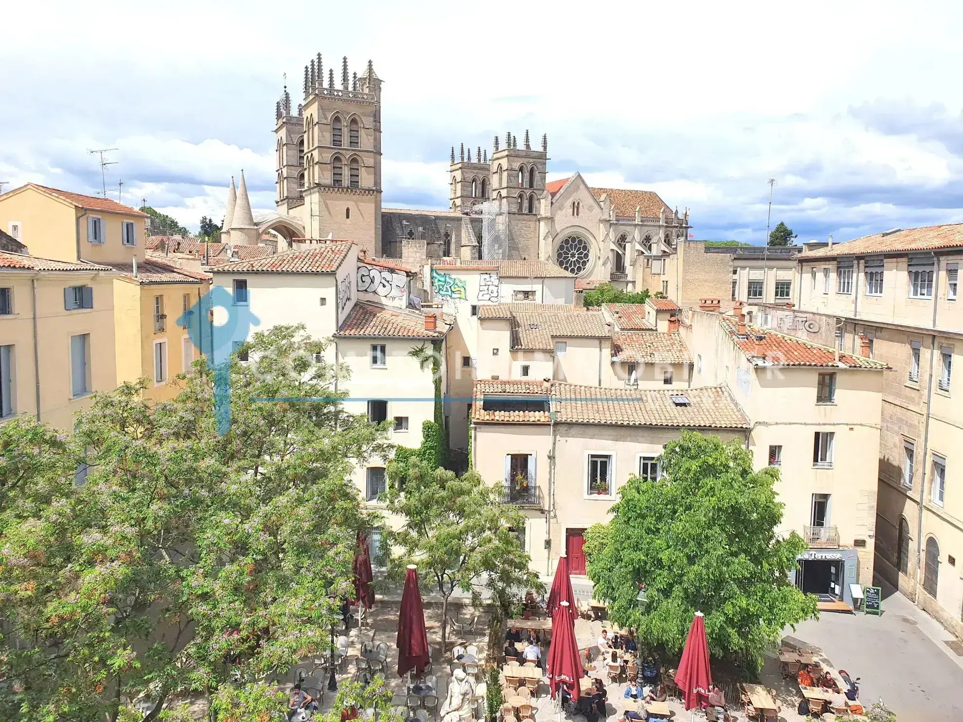 Appartement duplex de 78 m² avec terrasse à Montpellier Ecusson - Convient comme pied-à-terre ou résidence principale 