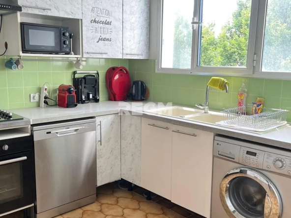 Appartement lumineux de 67 m² à Argenteuil avec parking et balcon