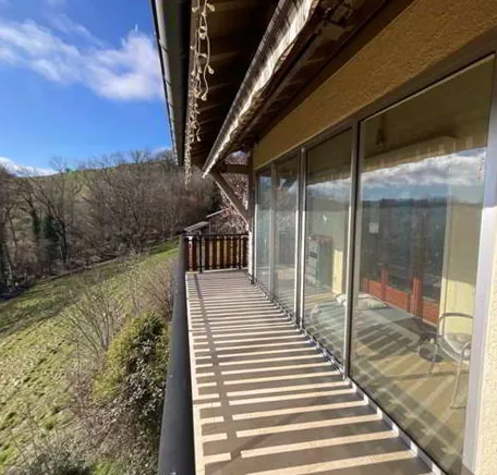 Villa F8 avec 6 chambres à vendre à La Muraz - Spacieuse et Privée 
