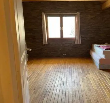 Villa F8 avec 6 chambres à vendre à La Muraz - Spacieuse et Privée 