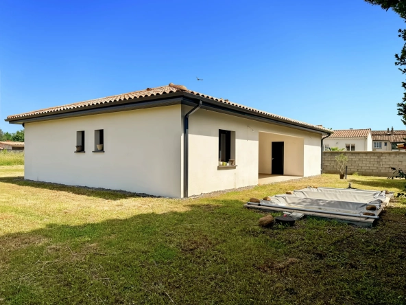 Maison neuve de plain-pied avec piscine à Saint Didier sous Aubenas