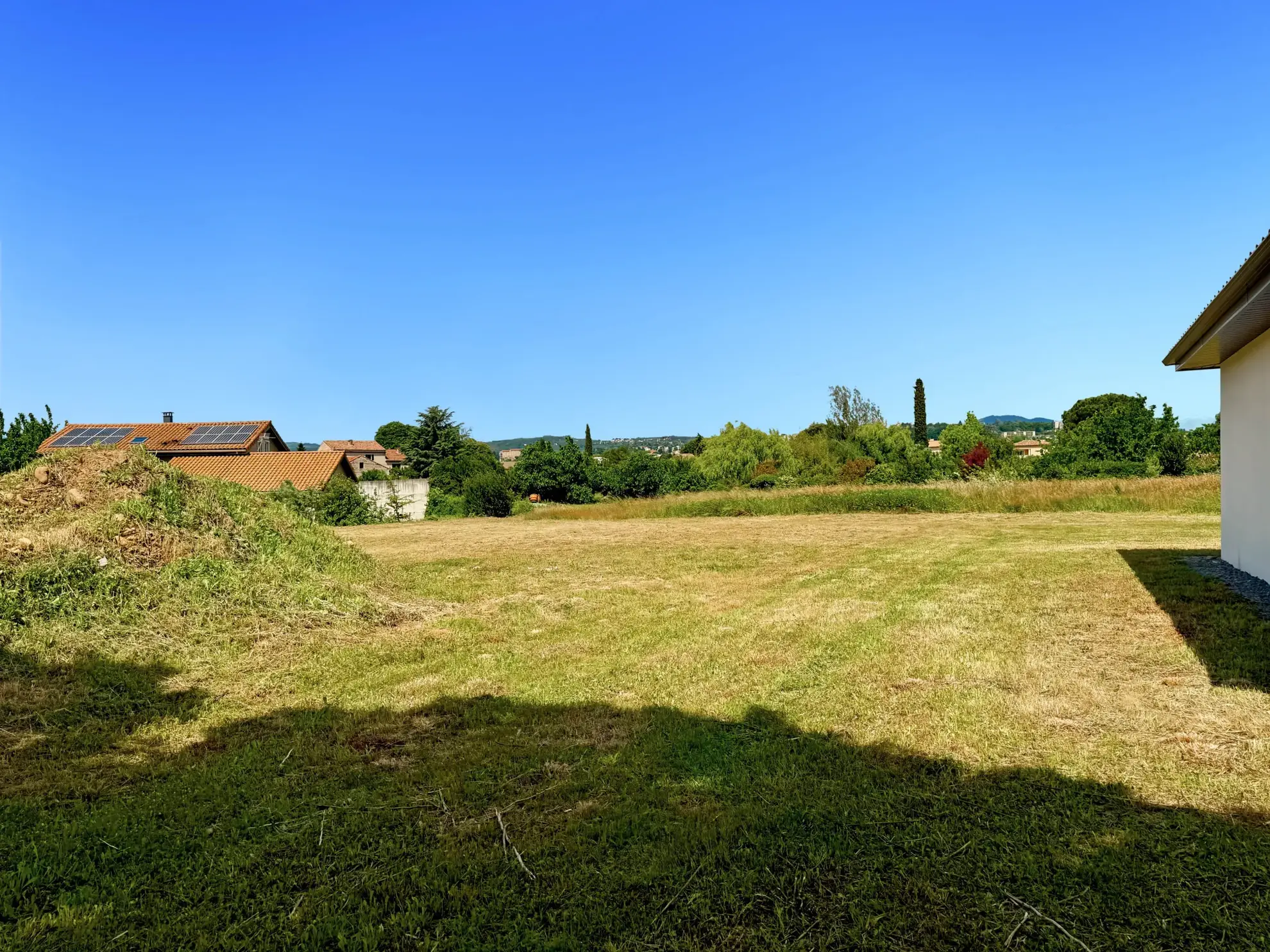 Maison neuve de plain-pied avec piscine à Saint Didier sous Aubenas 