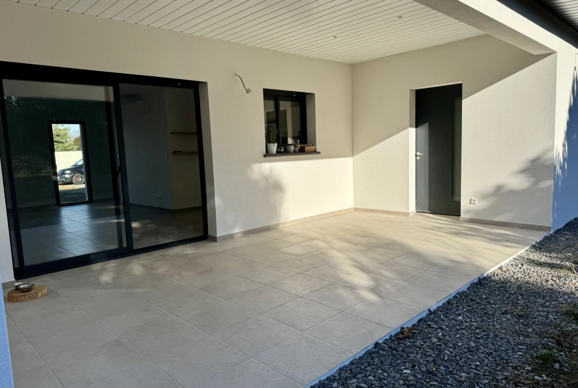 Maison neuve de plain-pied avec piscine à Saint Didier sous Aubenas 