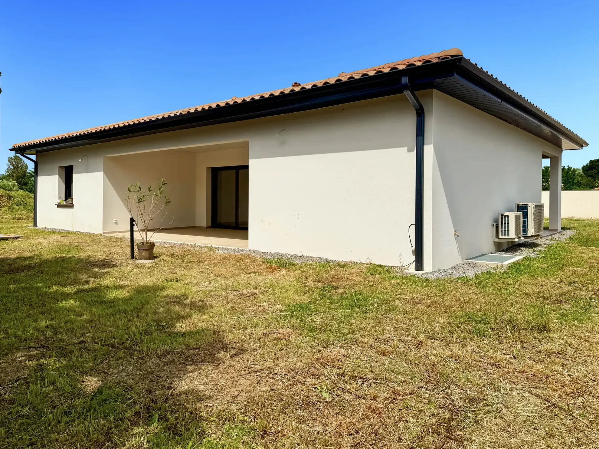 Maison neuve de plain-pied avec piscine à Saint Didier sous Aubenas 