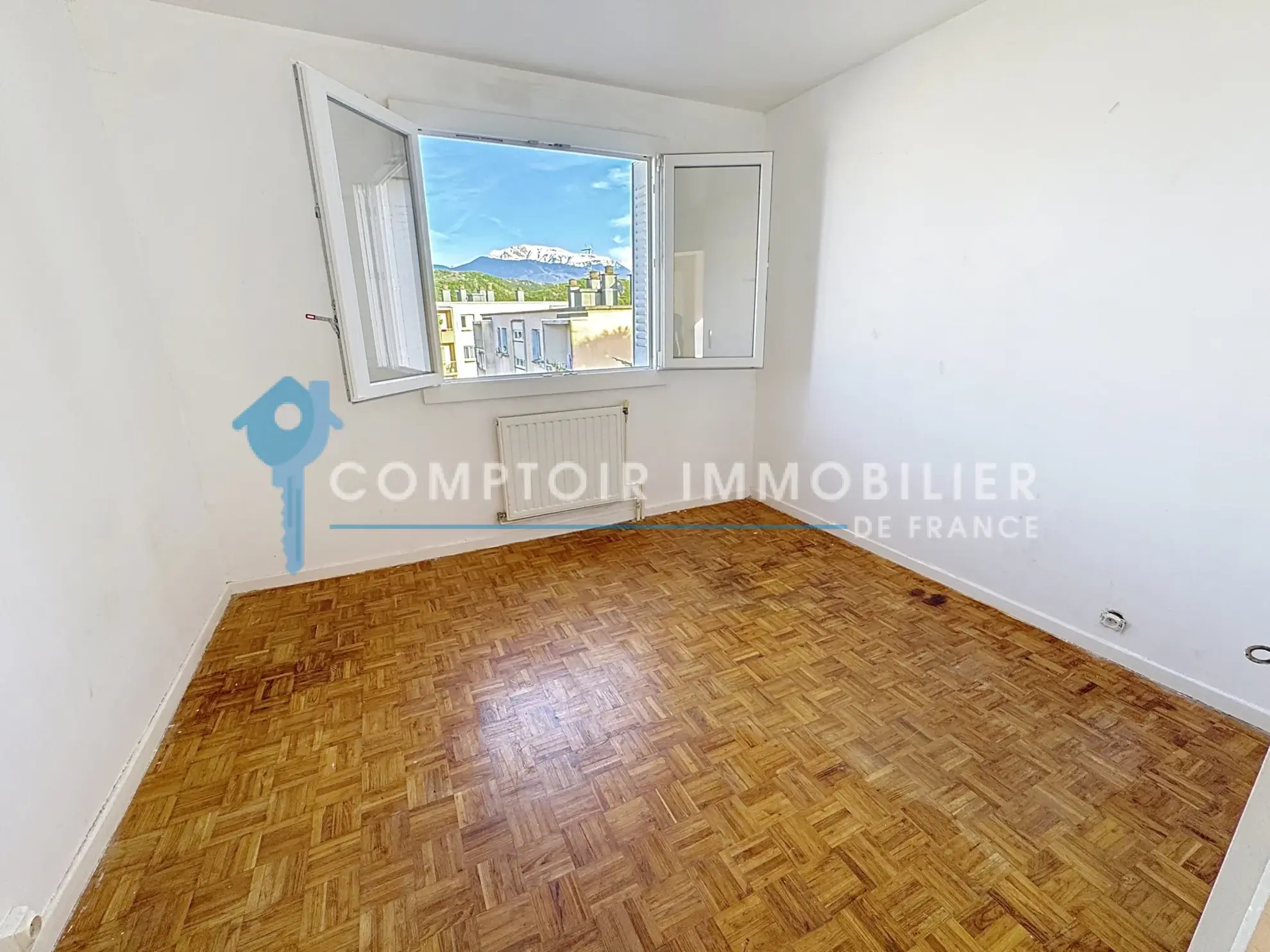 Appartement T3 lumineux avec balcon au dernier étage à Le Pont de Claix 