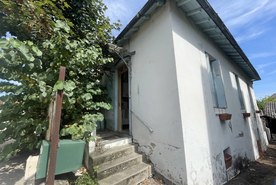 À vendre maison à rénover proche du centre de Cusset – Potentiel et emplacement idéal 