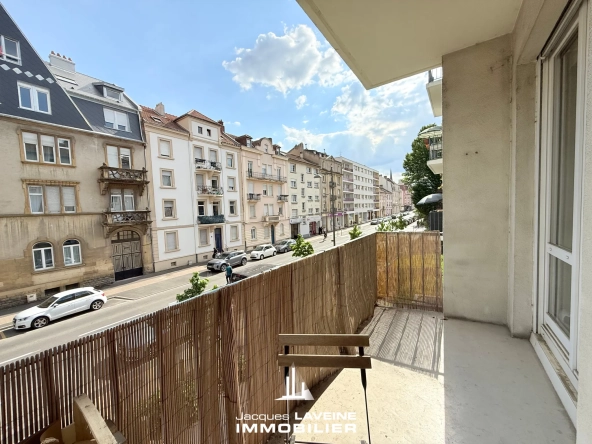 Appartement 4 pièces lumineux à Metz avec garage et balcon