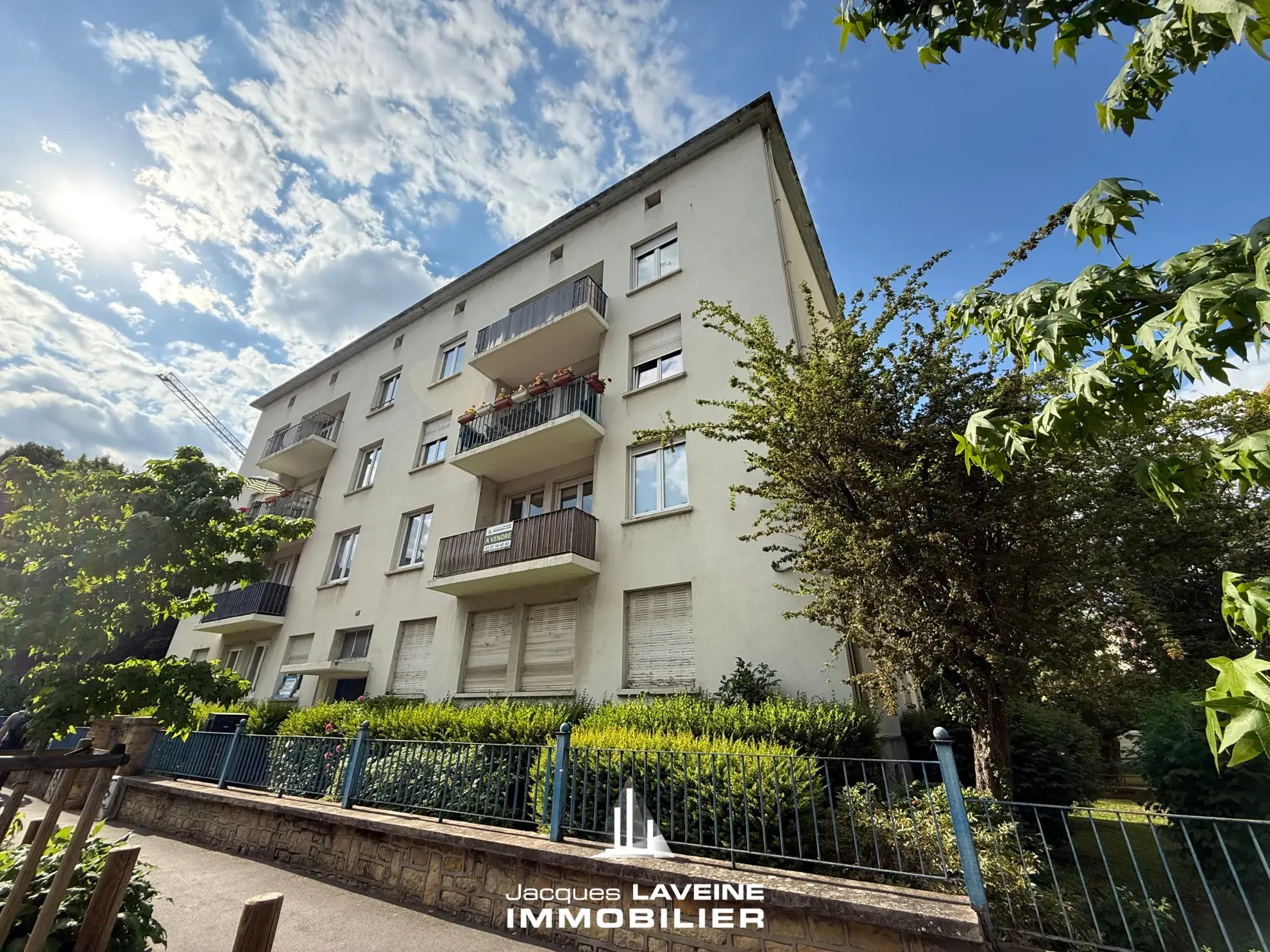 Appartement 4 pièces lumineux à Metz avec garage et balcon 
