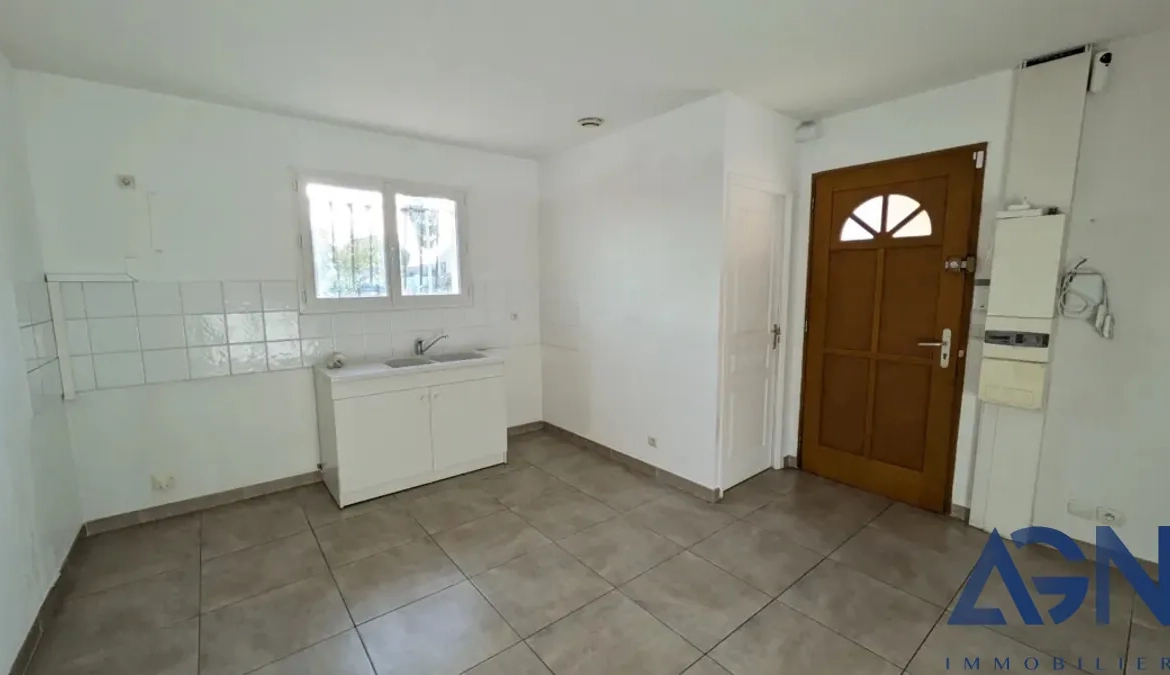 Maison 4 pièces à vendre à Frontignan de 83,6 m² avec jardin et garage 