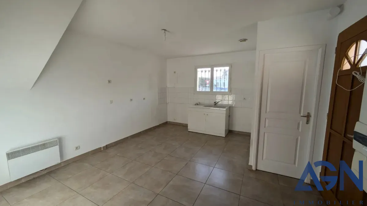 Maison 4 pièces à vendre à Frontignan de 83,6 m² avec jardin et garage 