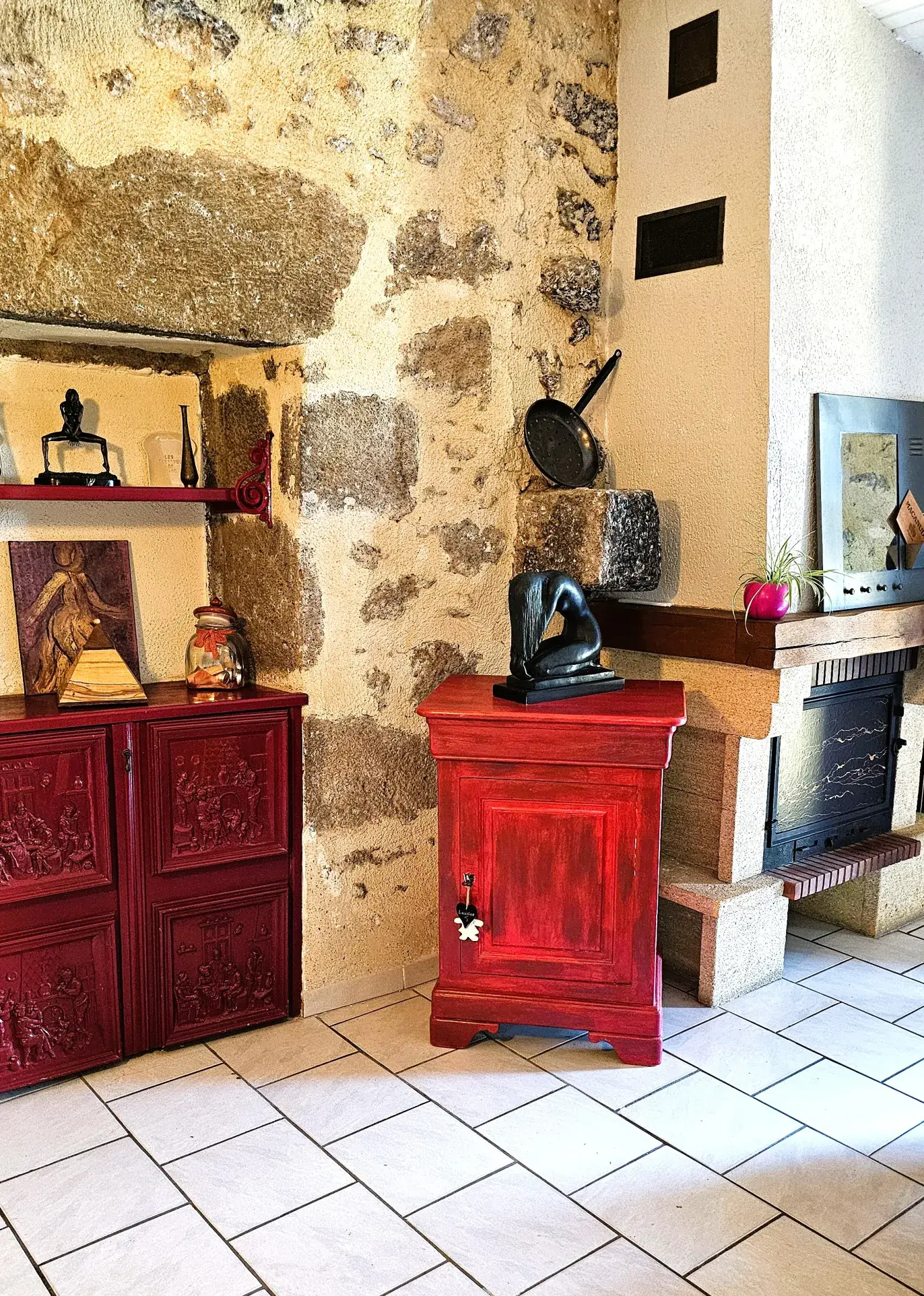 Magnifique maison en angle avec 3 appartements à Agde, quartier historique 