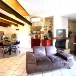 Magnifique maison en angle avec 3 appartements à Agde, quartier historique